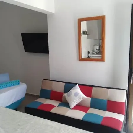 Yumbo Rainbow Homes B