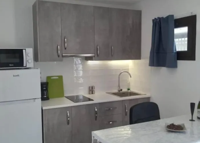 Дом отдыха Yumbo Rainbow Homes B *