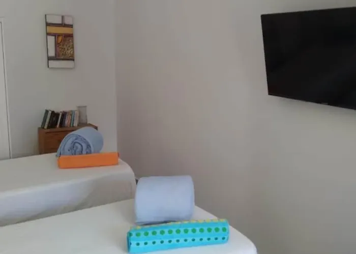Дом отдыха Yumbo Rainbow Homes B *