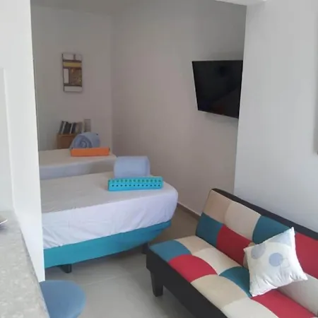 Yumbo Rainbow Homes B Dom wakacyjny